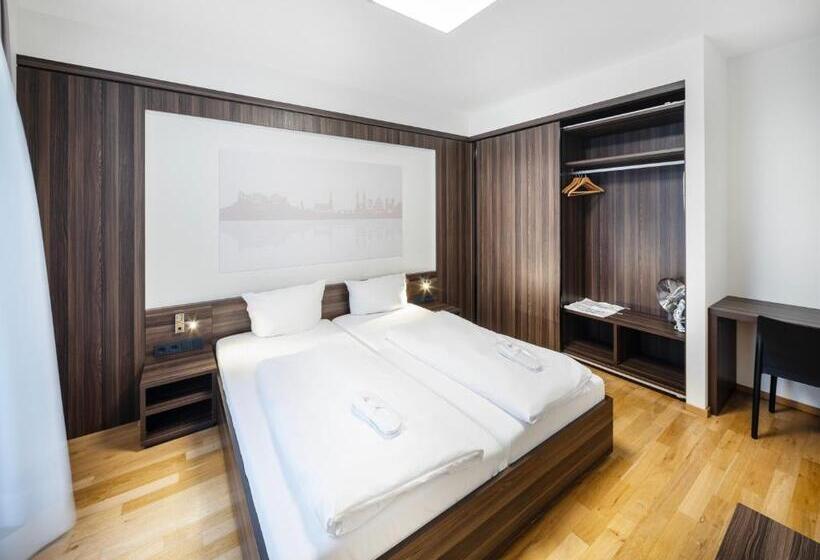 Sevendays Hotel Boardinghouse