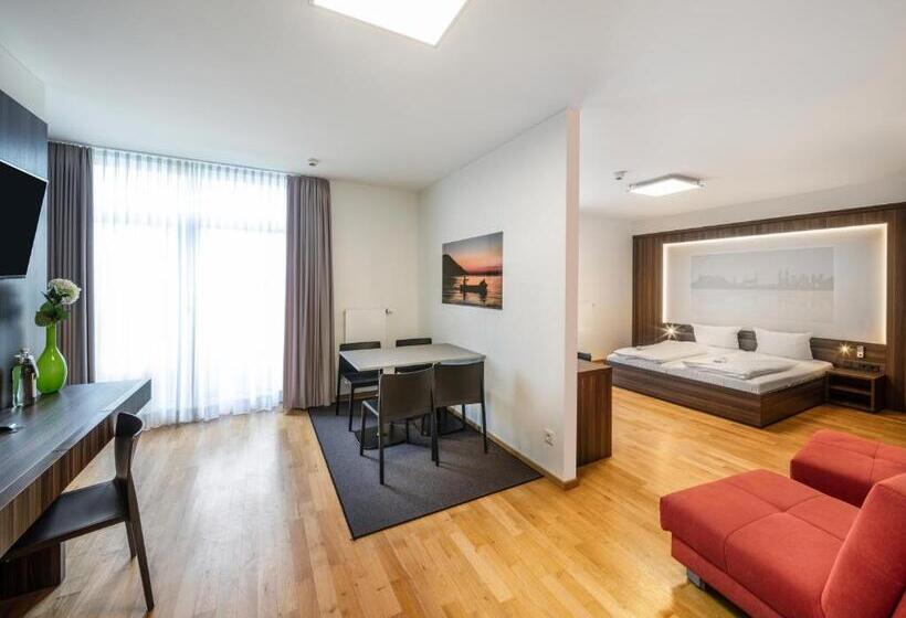 Sevendays Hotel Boardinghouse