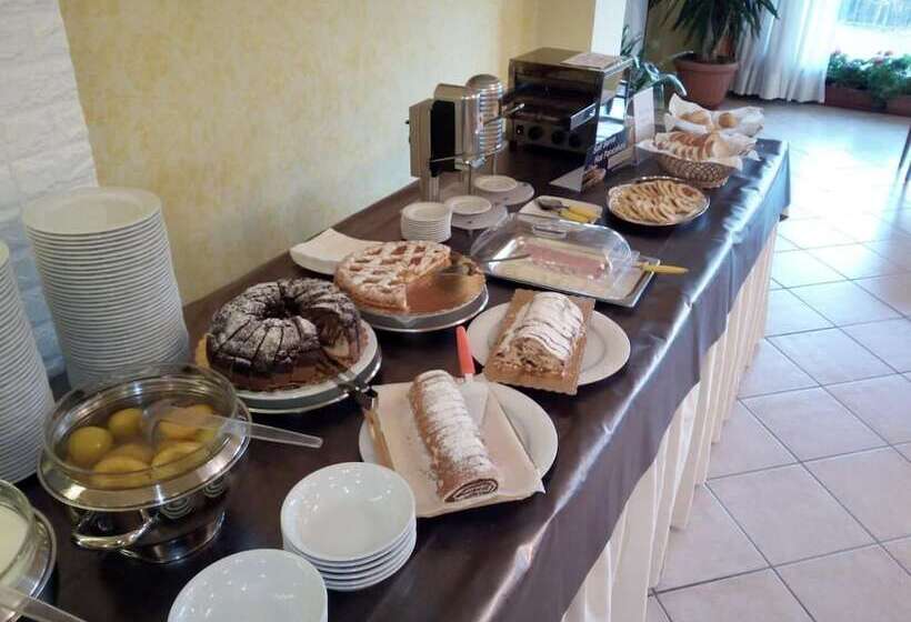 Отель Tiffany's