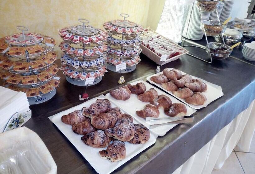 Отель Tiffany's