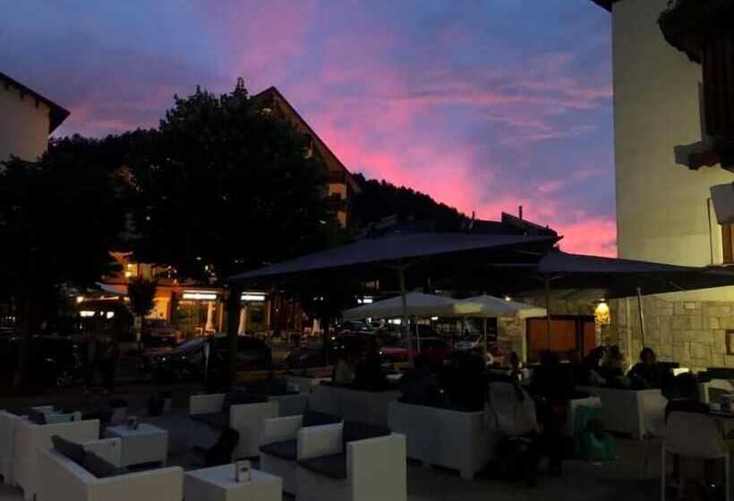 Отель Tiffany's