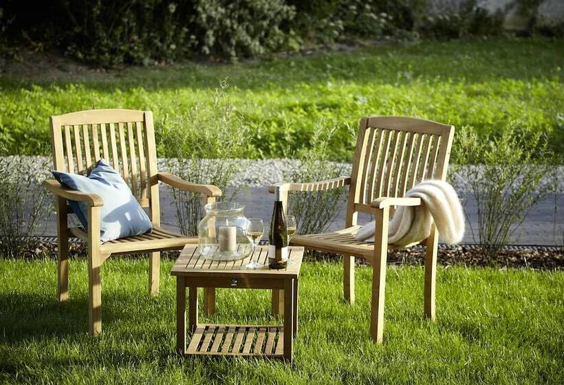 Meinwolfsburg Hotel Auf Dem Rittergut Vormals Yard Boarding