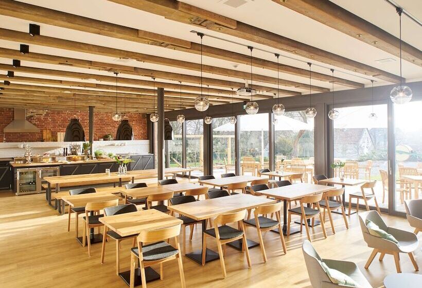 Meinwolfsburg Hotel Auf Dem Rittergut Vormals Yard Boarding