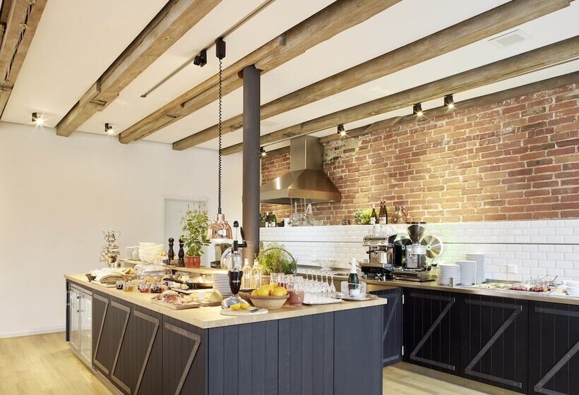 Meinwolfsburg Hotel Auf Dem Rittergut Vormals Yard Boarding