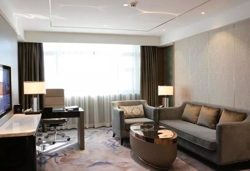 Bavaria Regent Hotel Hailar