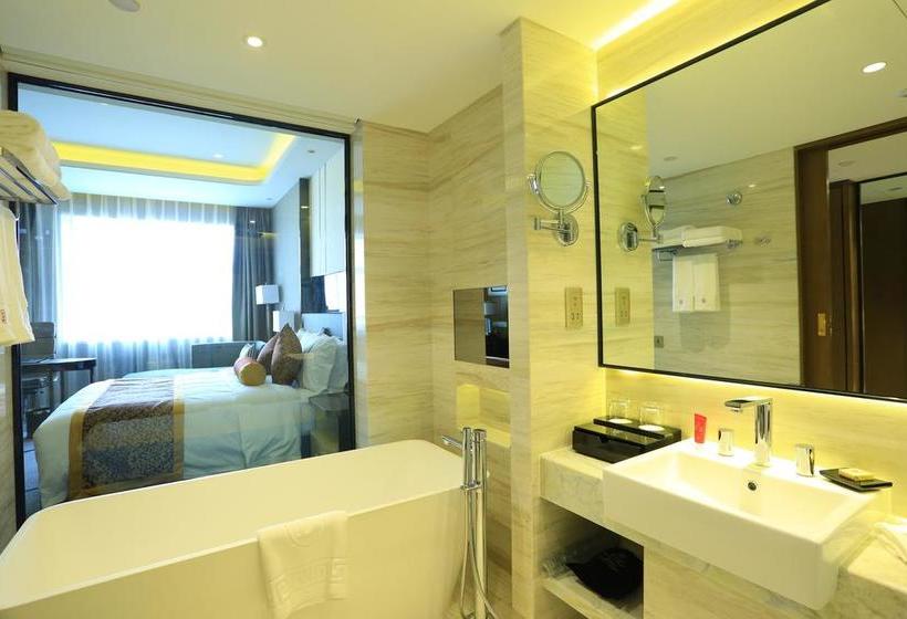 Bavaria Regent Hotel Hailar