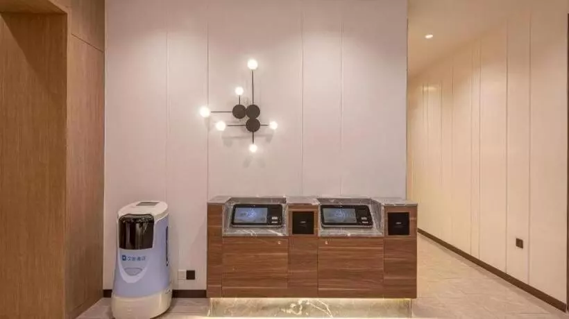 Hanting Hotel Nanjing Dachang Changchong Pedestrian Street