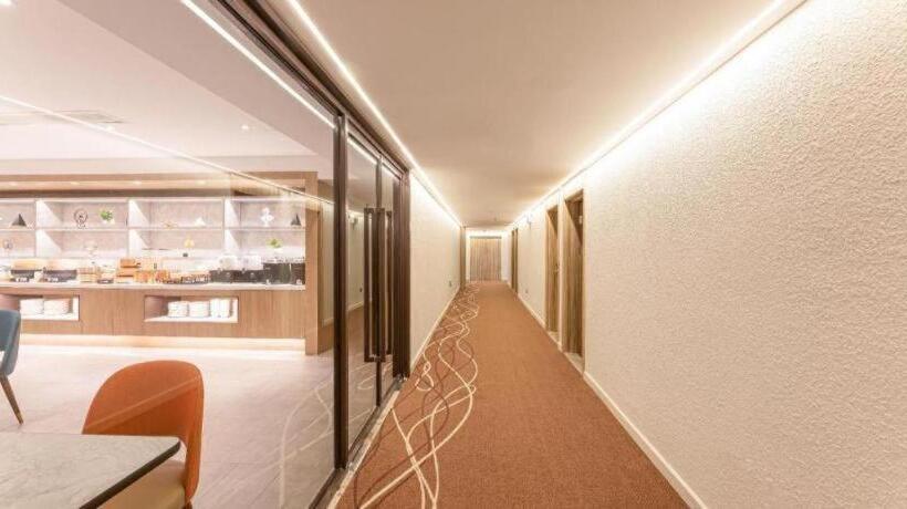 Hanting Hotel Nanjing Dachang Changchong Pedestrian Street