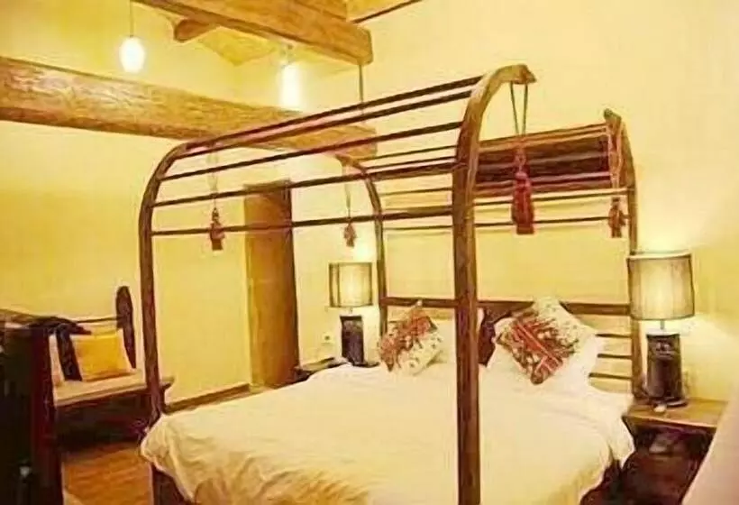 Hotelli Lijiang On Road Mansion