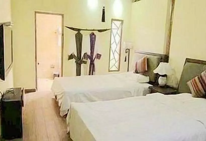 Hotelli Lijiang On Road Mansion