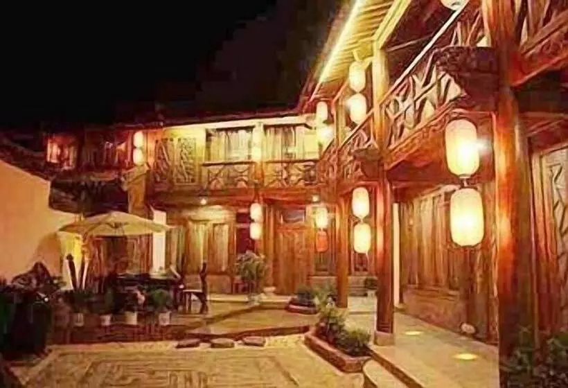 Hotelli Lijiang On Road Mansion