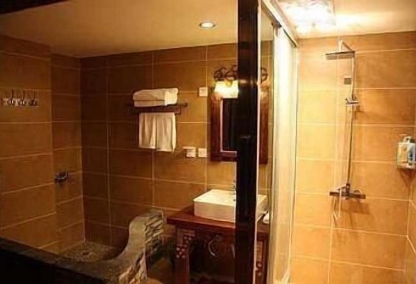 酒店 Lijiang On Road Mansion