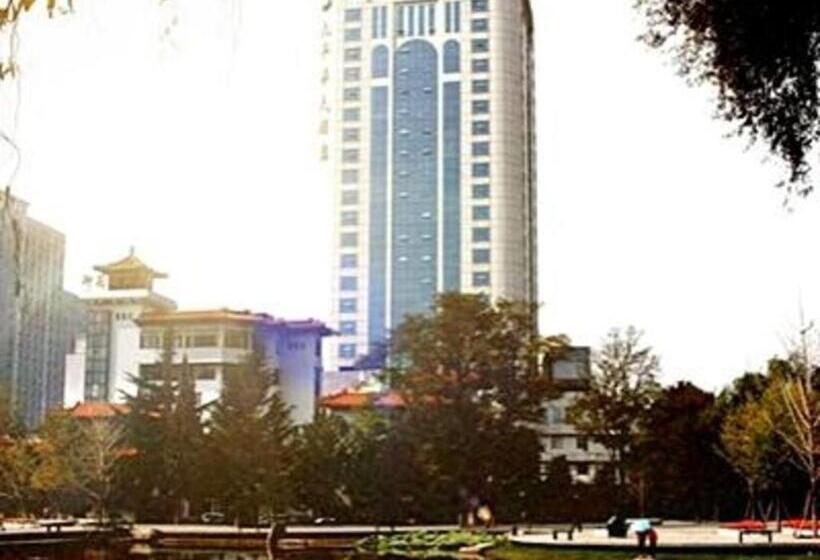 Otel Jincheng Pacific