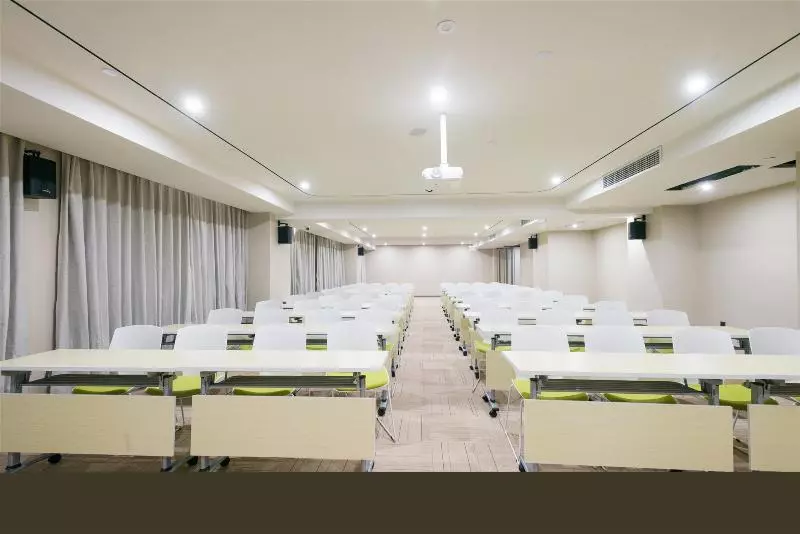 Ji Hotel Xinxiang Fat Donglai Life Plaza