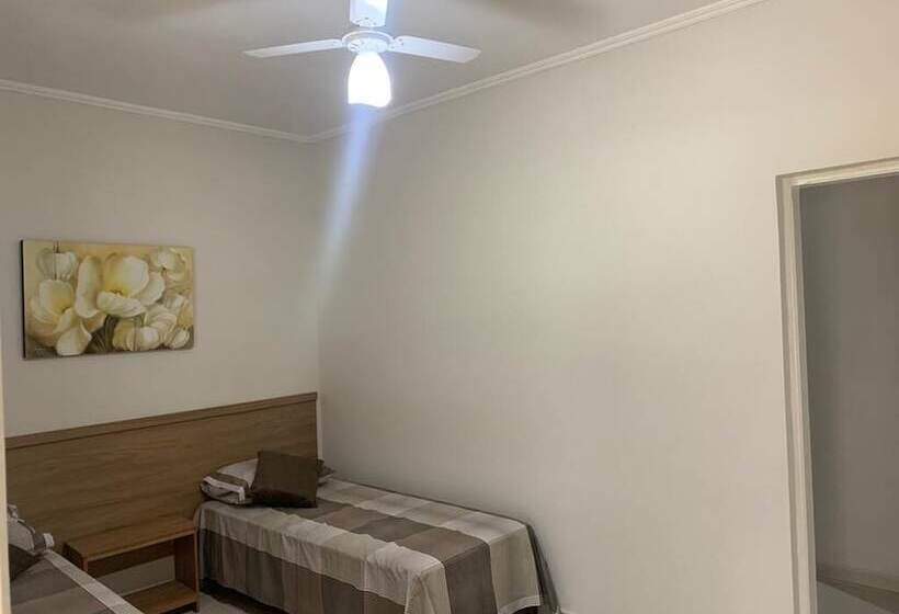 簡易ホテル Ananda Pousada Chalé