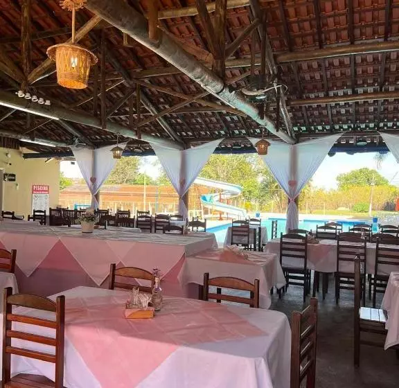 簡易ホテル Ananda Pousada Chalé