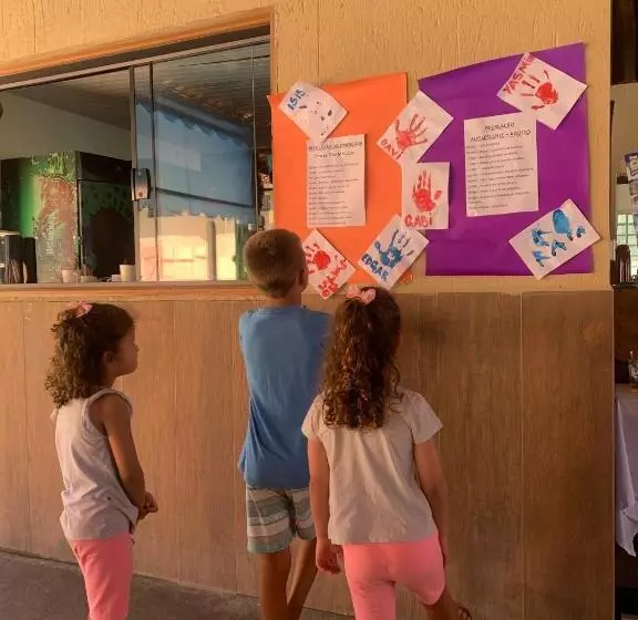 簡易ホテル Ananda Pousada Chalé