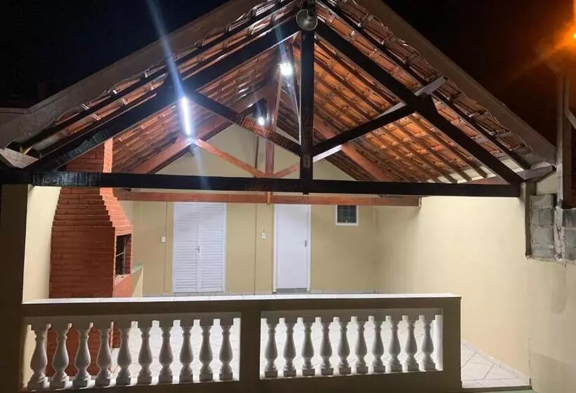 簡易ホテル Ananda Pousada Chalé