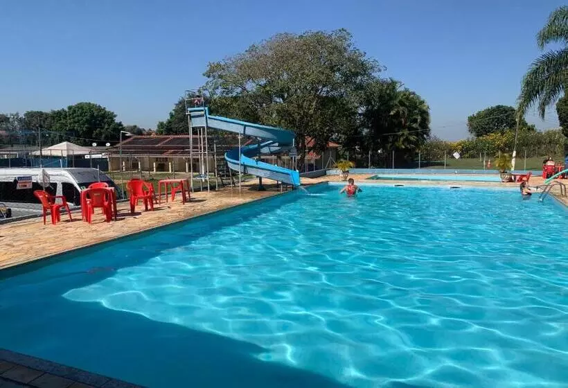 簡易ホテル Ananda Pousada Chalé