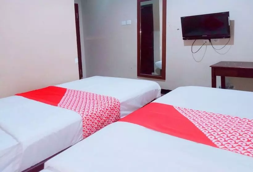 هتل Putri Gading 2 By Oyo Rooms