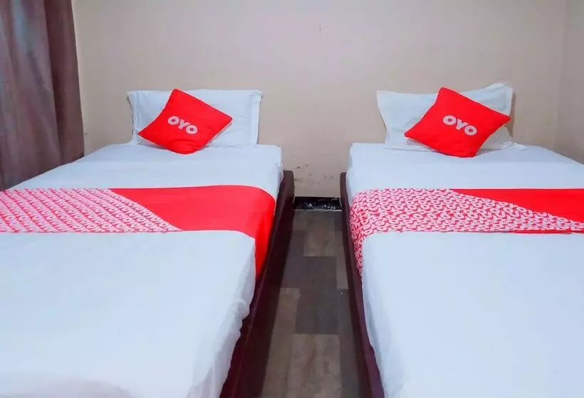 هتل Putri Gading 2 By Oyo Rooms