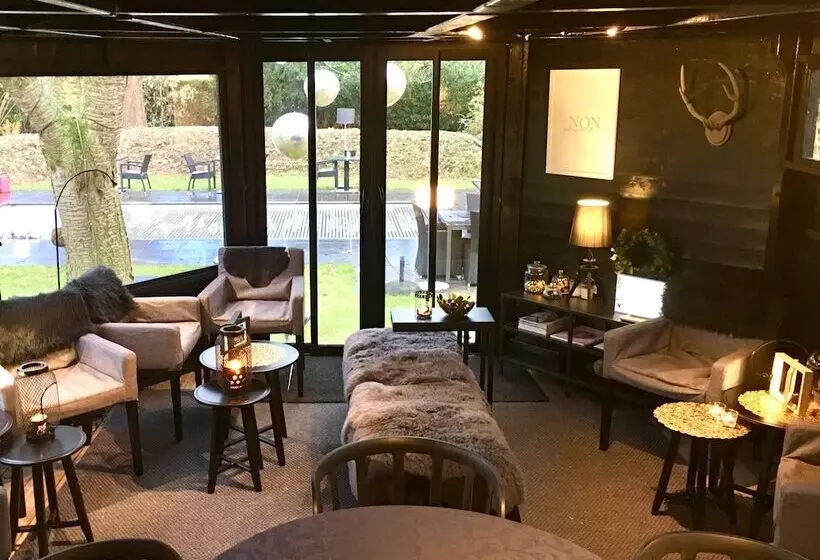 Charmehotel Manoir Ogygia