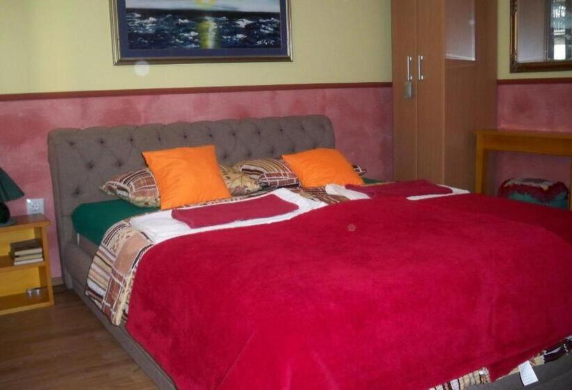 هتل Apartment&rooms Globus Mostar
