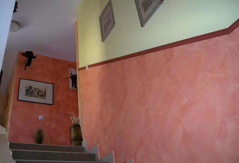 هتل Apartment&rooms Globus Mostar