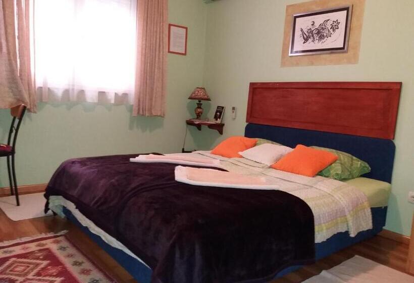 هتل Apartment&rooms Globus Mostar