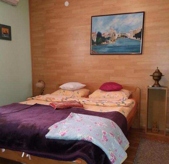 هتل Apartment&rooms Globus Mostar