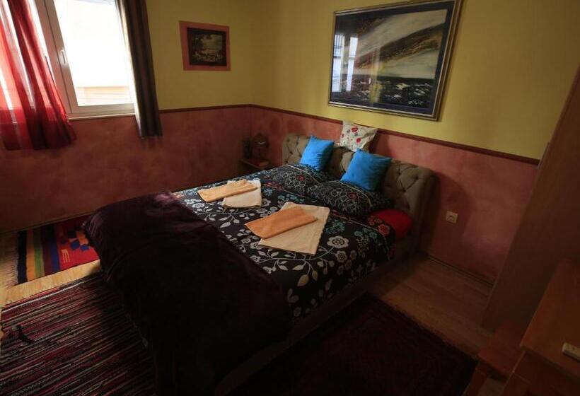 هتل Apartment&rooms Globus Mostar