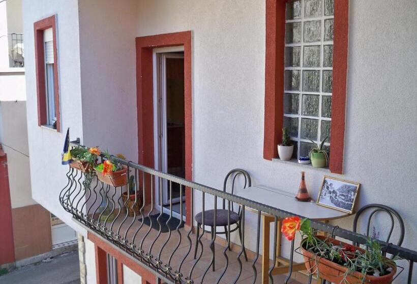 هتل Apartment&rooms Globus Mostar