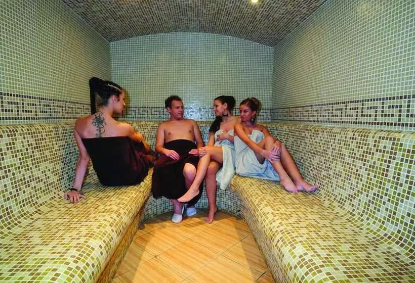 Hotel Bats