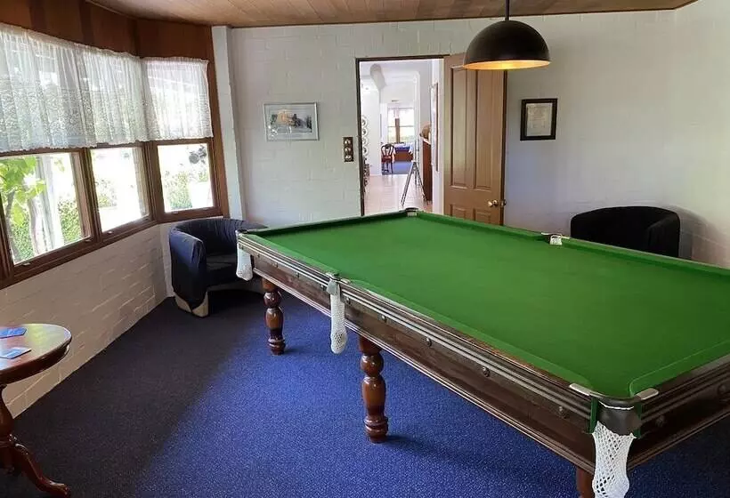 Hotelli Girraween Country Inn
