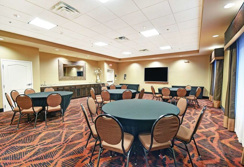 فندق Hampton Inn & Suites Milwaukee/franklin