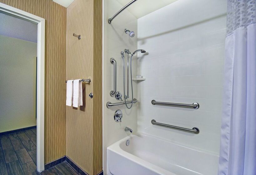 فندق Hampton Inn & Suites Milwaukee/franklin