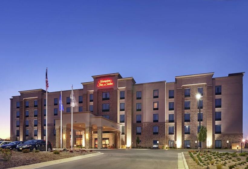 فندق Hampton Inn & Suites Milwaukee/franklin