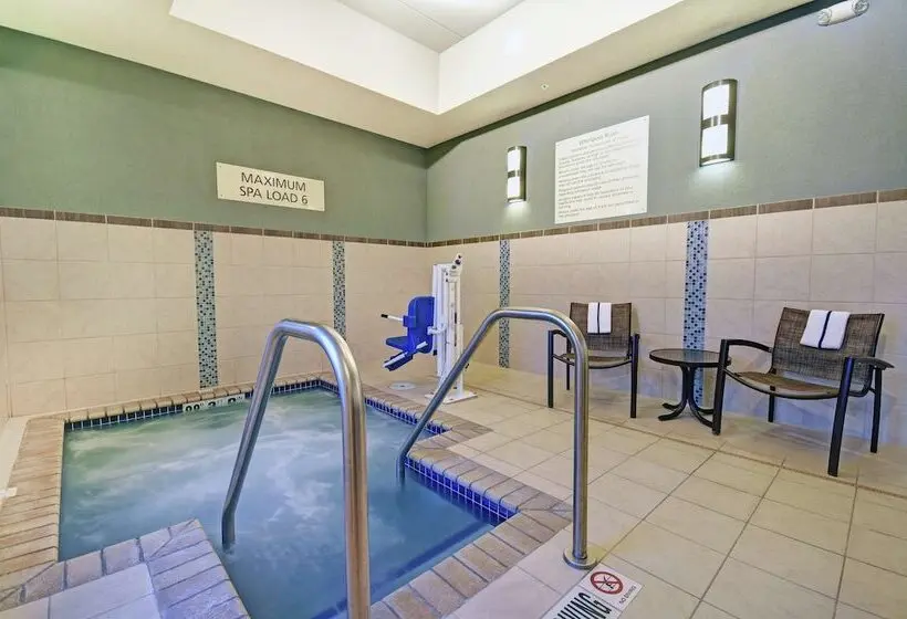 Hampton Inn & Suites Milwaukee/franklin