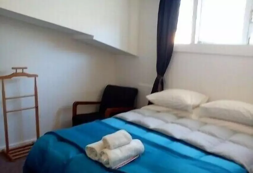 هتل Hostal Gagliardohouse