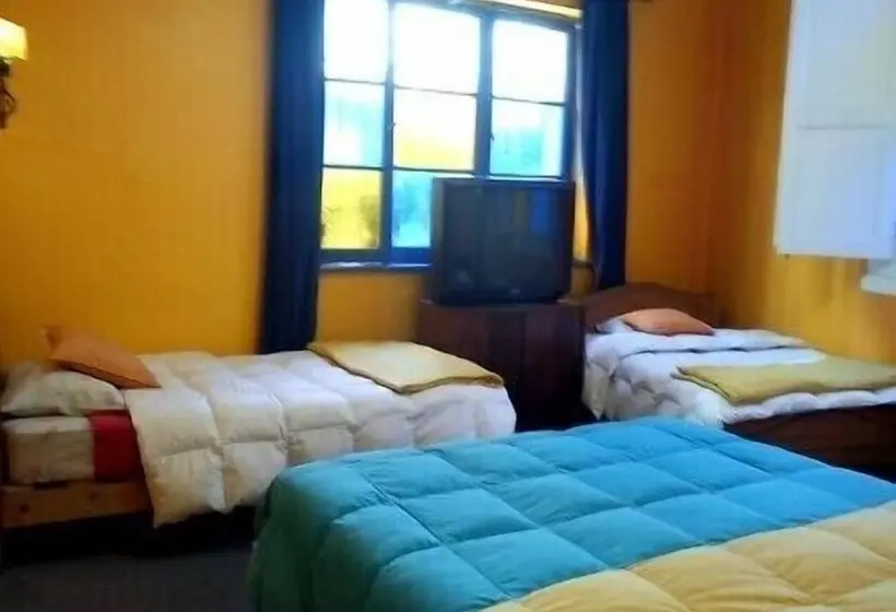 هتل Hostal Gagliardohouse