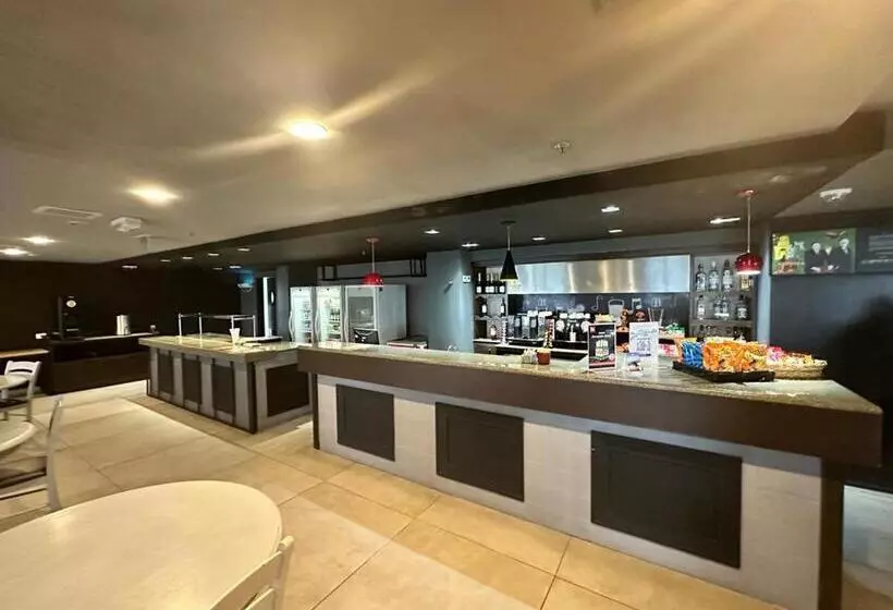 ホテル Ibis Joao Pessoa Praia