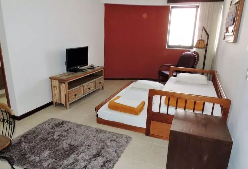 هتل Mondrian Suite