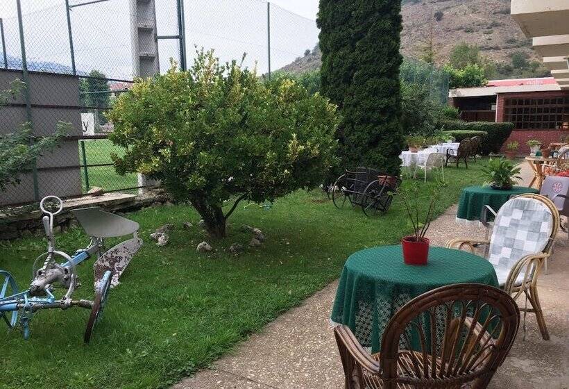 فندق Montes Blancos