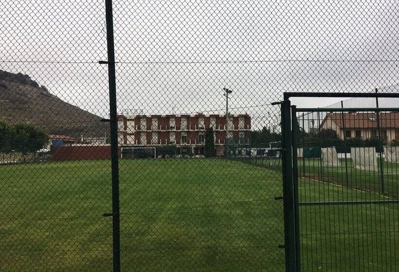 فندق Montes Blancos