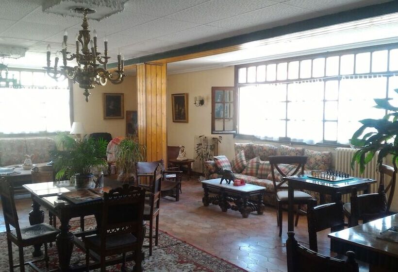 فندق Montes Blancos