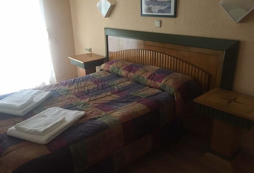 فندق Montes Blancos