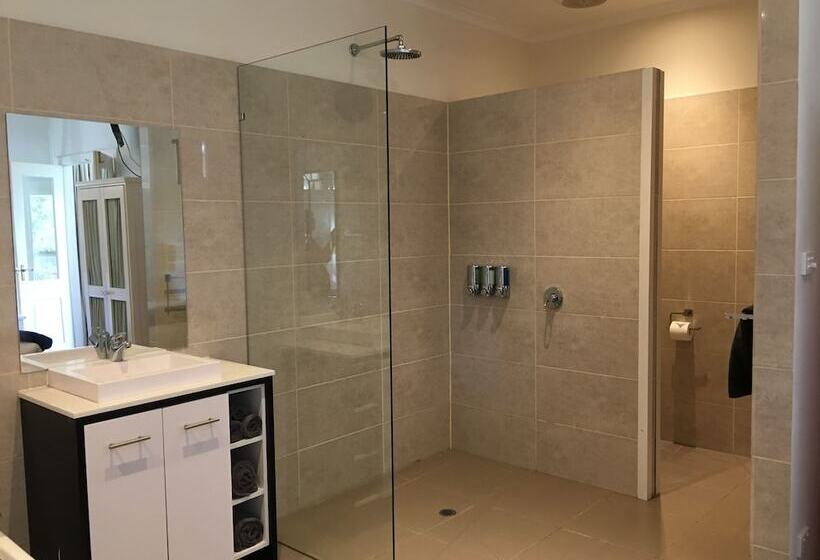 Norwood House Motel & Receptions