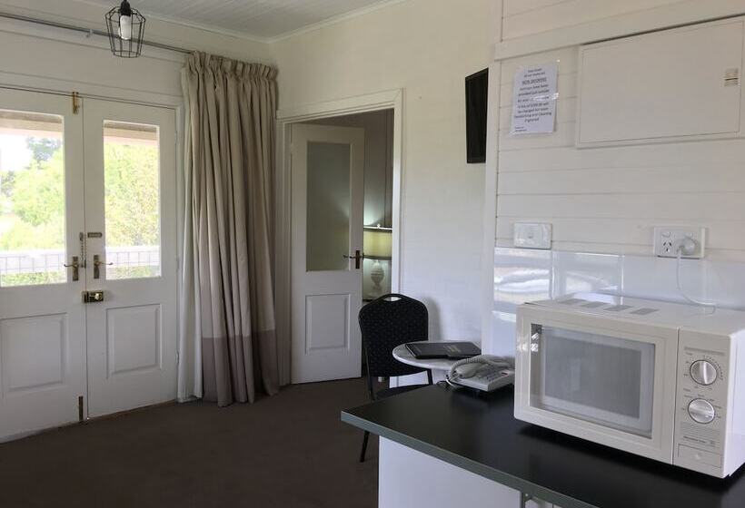 Norwood House Motel & Receptions