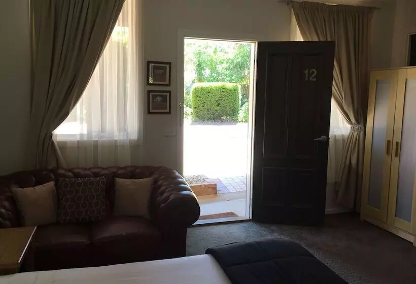 Norwood House Motel & Receptions