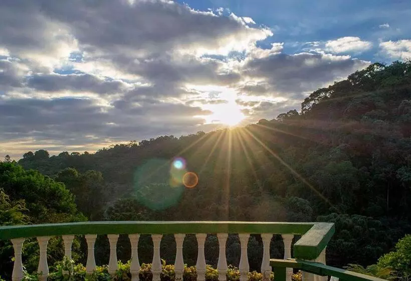 Hotelli Velinn Pousada Villa Do Sol